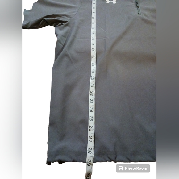 Under Armour All Season Gear.  Loose Fit.  Mens. Size Large. - Picture 6 of 10